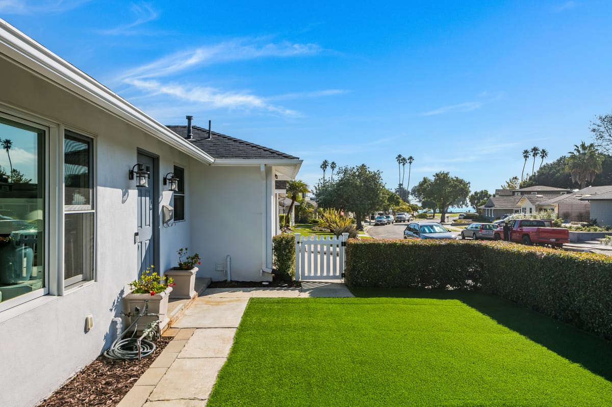 Landscaped side path and entry